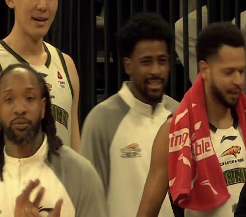 計(jì)劃有變！布羅金頓主動(dòng)離隊(duì)，小龍沒(méi)走成，勒迪最快對(duì)陣四川首秀