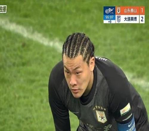 王大雷發(fā)型又帥又酷！韓鵬率隊負分起步，山東泰山吞下兩連負