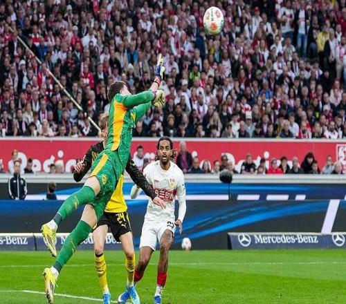 多特20斯圖加特阿德耶米、布蘭特建功