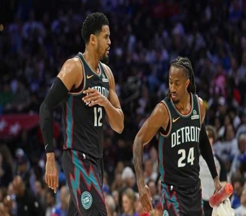 23分大勝！超級(jí)黑馬鎖定東部第一：全隊(duì)開(kāi)心歡呼，奇兵16分14助