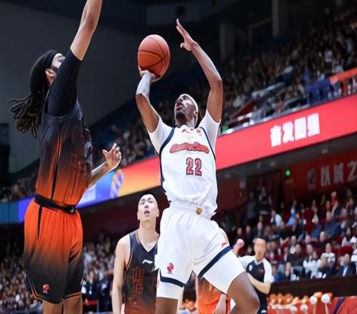 廣東隊客場慘敗，發(fā)展聯(lián)盟MVP獨木難支，杜鋒賽后表態(tài)