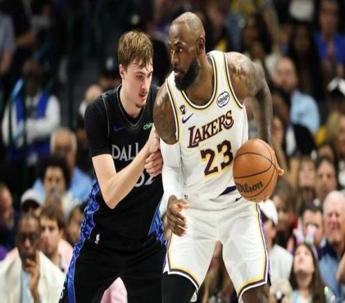 老詹半場22分對飚弗拉格45分同創(chuàng)歷史！殘陣湖人慘遭獨(dú)行俠痛擊