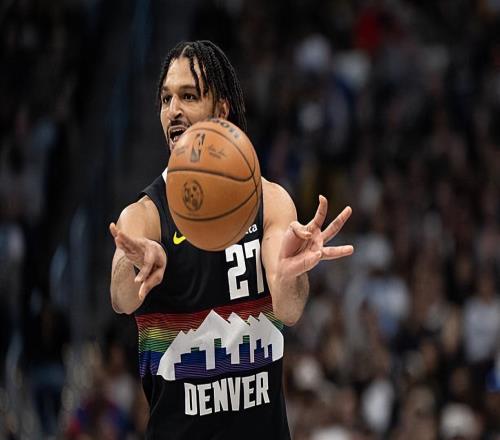 进攻选择非常合理！掘金后场核心的传球和组织能力其实也并不差