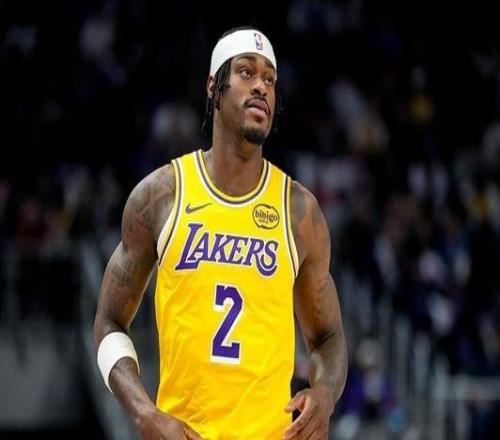 湖人官方：范德比爾特的狀態(tài)由出戰(zhàn)成疑升級為可以出戰(zhàn)