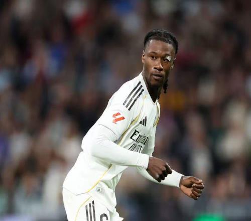 皇馬名嘴怒噴卡馬文加“態(tài)度敷衍”，球員未來何去何從