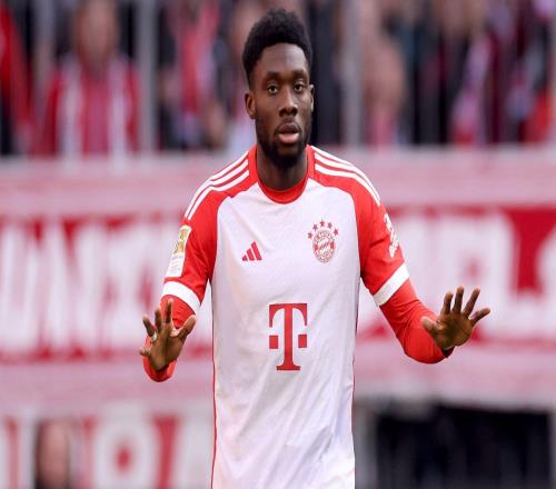 五大聯(lián)賽奪冠概率：拜仁巴黎99%奪冠，巴薩93%，曼城翻盤概率僅4%