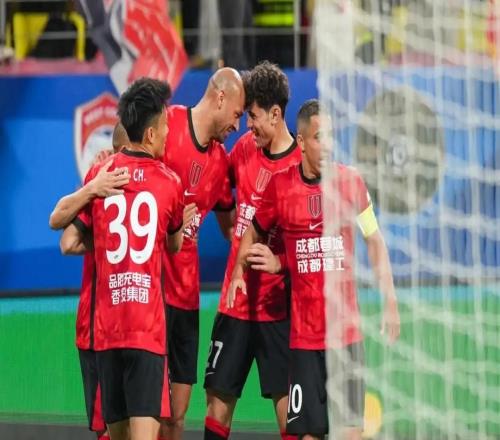 中超綜述成渝兩隊(duì)繼續(xù)領(lǐng)跑，“傳統(tǒng)TOP4”只有海港走出困境