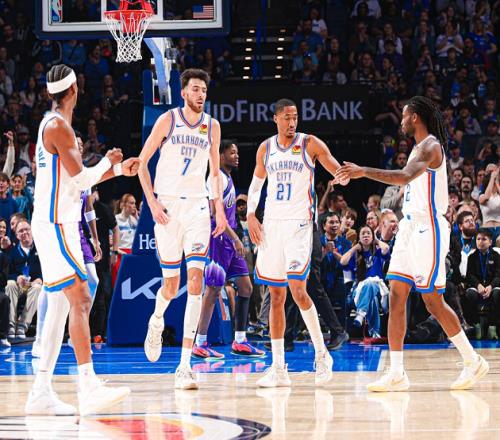 湖人2連敗，火箭6連勝！西部最新排名出爐，快船反超開拓者