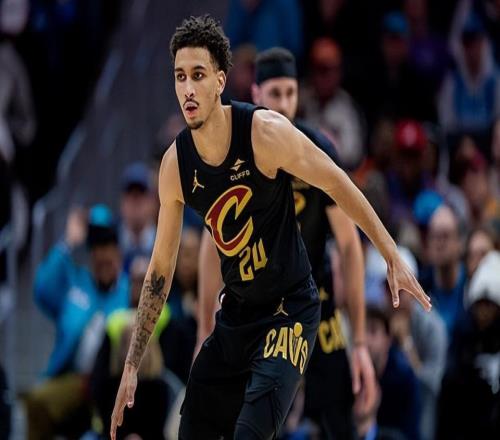 個人能力還是差點意思！騎士后場新秀的表現(xiàn)明顯顯得缺乏亮點