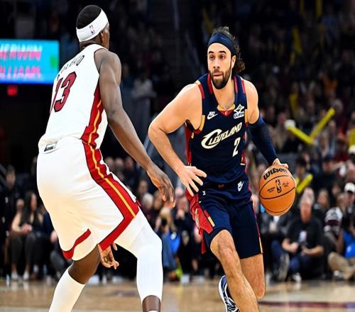 突然間掉了鏈子，騎士側(cè)翼大將面對(duì)步行者的表現(xiàn)簡(jiǎn)直是堪稱災(zāi)難