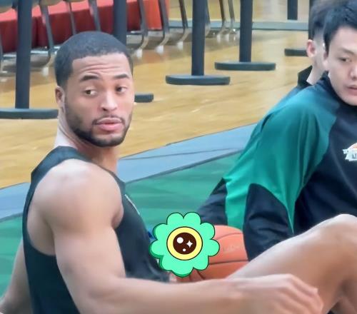 萊迪14+3+1+4首秀驚艷！但是對手太弱無參考價值，有待進一步考察