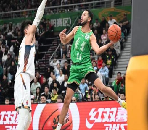 CCTV5直播！遼寧VS福建全力橫掃，萊迪漸入佳境，洛佩斯猛攻內(nèi)線