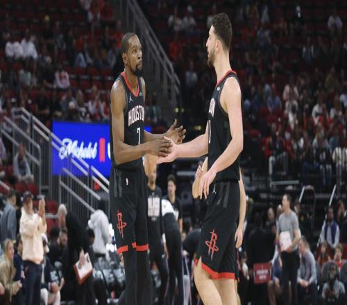 申京准绝杀，火箭6连胜迎4大喜讯！杜兰特送制胜助攻+乌度卡开窍