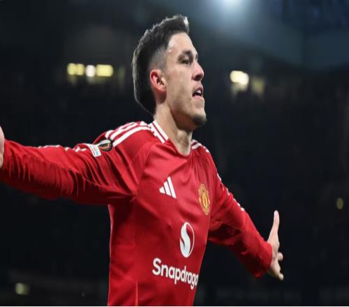 曼聯(lián)中場大清洗：卡塞米羅離隊倒計時，烏加特成止損頭號目標(biāo)