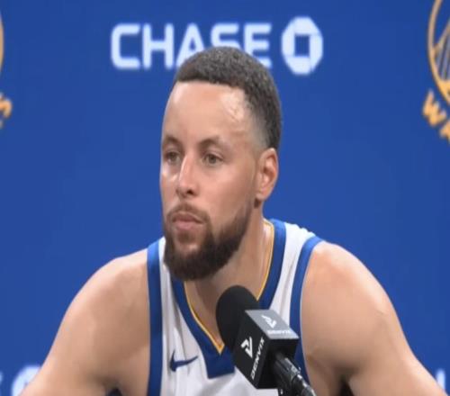 庫里：復(fù)出首戰(zhàn)還是有點緊張，暫時無法像以前一樣全力沖刺