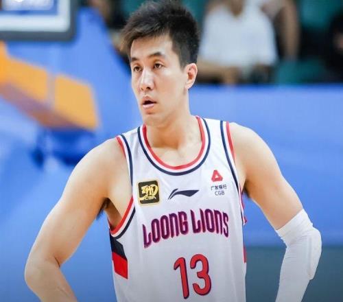 CBA消息！郭艾倫被騙千萬，遼寧新外援首秀驚艷，王哲林傷缺一周