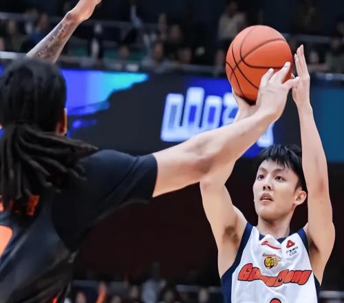 隨著廣東8699不敵山東，深圳10連勝，CBA最新排名如下！北京第5