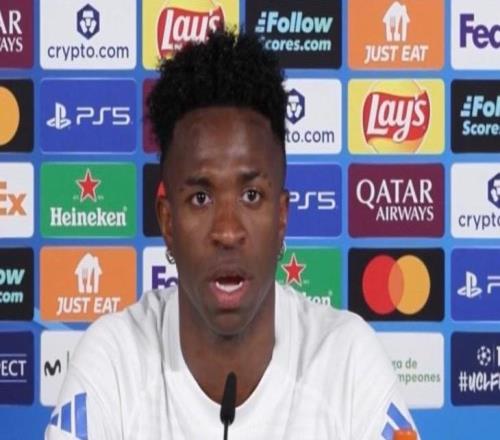 维尼修斯：国家德比和阿隆索的事不愉快，冷静后我意识到错了