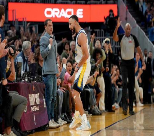 王者歸來，庫里強勢回歸，砍下29分，勇士重回爭冠行列