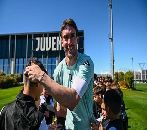 意天空：弗拉霍維奇熱身時出現肌肉不適，隨后直接返回更衣室