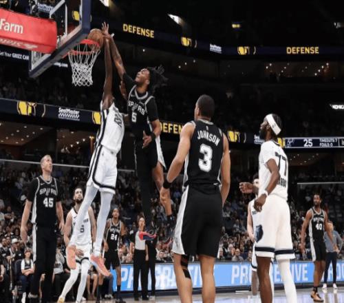 文班傷退又何妨卡斯?fàn)?9+三雙打爆馬克西，馬刺撿到寶了