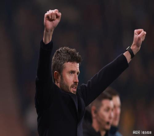 曼聯(lián)最新消息：卡里克敲定兩筆續(xù)約，德布勞內(nèi)回應(yīng)轉(zhuǎn)會(huì)相關(guān)話題