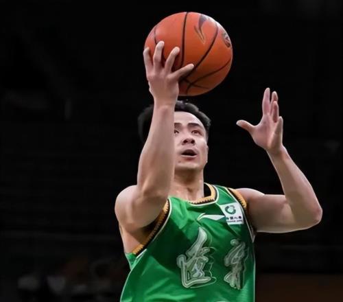 CBA常規(guī)賽第36輪結(jié)束了兩場(chǎng)比賽，最新積分榜如下！