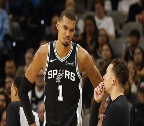 醫(yī)學(xué)專家談文班傷情：肋骨挫傷通常不會缺席太久平均缺陣約4天