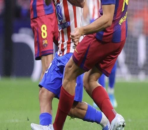 不滿馬丁紅牌改判，馬競官方：坐等西足協(xié)的裁判評議