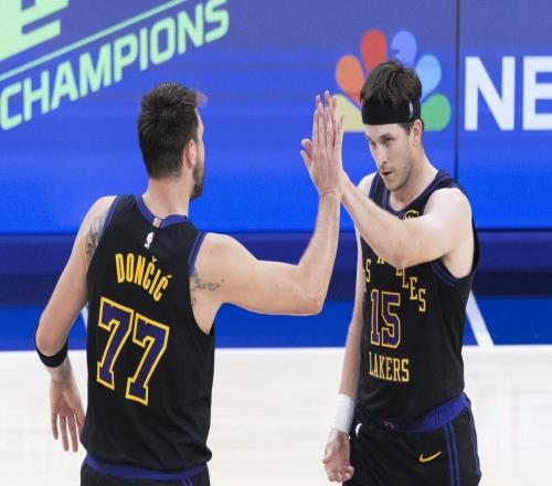 西部排名：湖人遭掘金反超掉第4！火箭力爭主場優(yōu)勢，過首輪穩(wěn)了