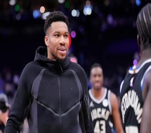 Shams：字母哥的目標(biāo)是在賽季結(jié)束前與他的兄弟們同場比賽