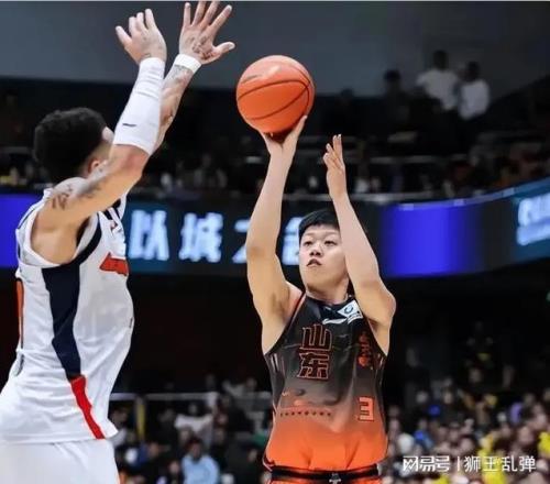 替補奇兵破局！劉毅許夢君閃耀，邱彪該放下執(zhí)念盤活山東陣容