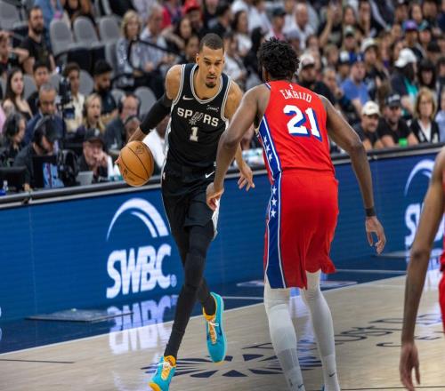 文班亞馬17+5傷退，馬刺橫掃76人！恩比德34+12，卡斯?fàn)?雙創(chuàng)紀(jì)錄