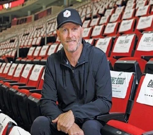 美记：开拓者正在考察下一任主教练人选，今夏或完成换帅！