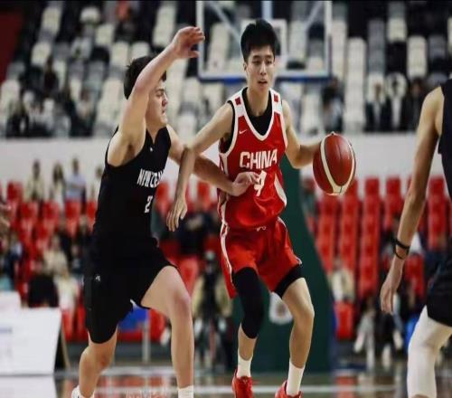 中國U18國青男籃熱身賽中以7862擊敗新西蘭U18男籃