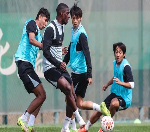 CCTV5+直播國(guó)安VS蓉城！翻譯道謙為大戰(zhàn)預(yù)熱，張玉寧PK拜合拉木