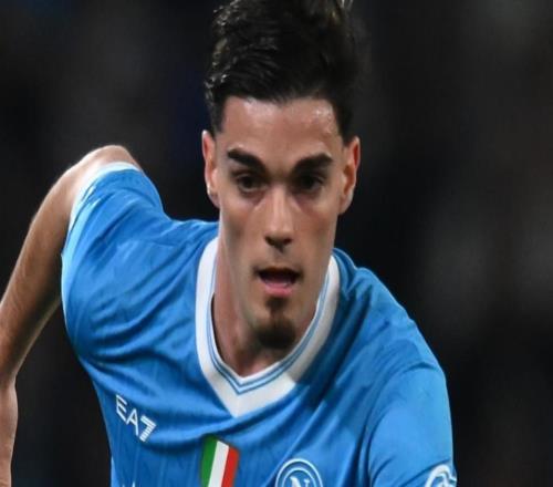 那不勒斯左后卫古铁雷斯：最后7轮要全胜然后等国米犯错