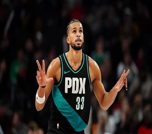 可惜3D鋒線大將被提前罰下了！否則開(kāi)拓者未必會(huì)輸給掘金