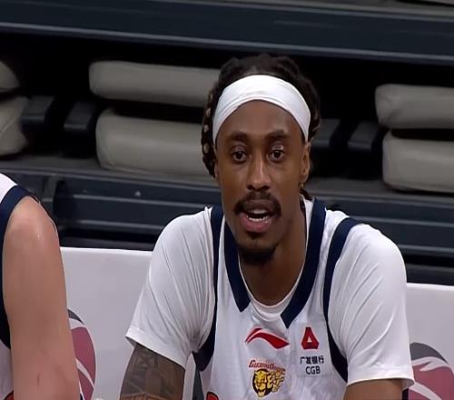 輸給山東13分！揪出1個(gè)表現(xiàn)最差之人，8投1中，坑慘了廣東隊(duì)