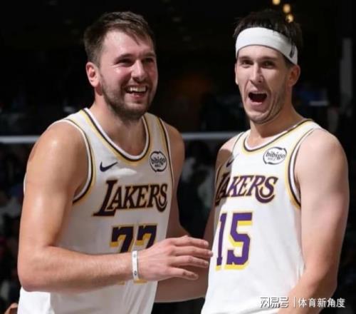 里夫斯+東契奇都去歐洲，湖人：這就有點離譜