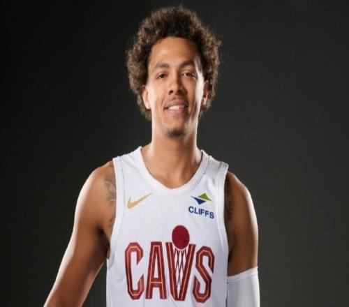 勝灰熊發(fā)布會(huì)！阿特金森自信談深度，爆贊施羅德攻守+2角色球員！