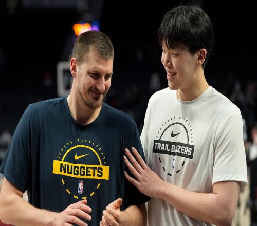 35+14+13+5+2！約基奇創(chuàng)神級紀錄，掘金豪取9連勝，湖人處境不妙