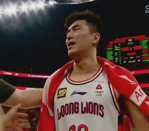 辟謠了！郭艾倫回應(yīng)詐騙案！拒絕2年頂薪合同打水漂