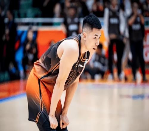 山東挖2奇兵！許夢君精準，劉毅攻守一體，助力后七場力拼強敵！