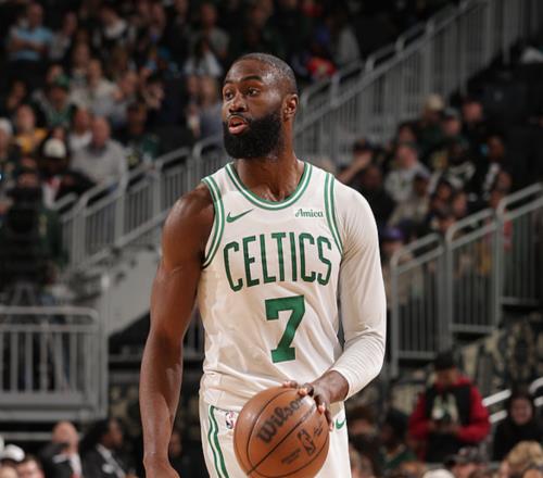 逆转！布朗35+9+3，鲍尔36+6+5，塔图姆创纪录，此战诞生4个事实