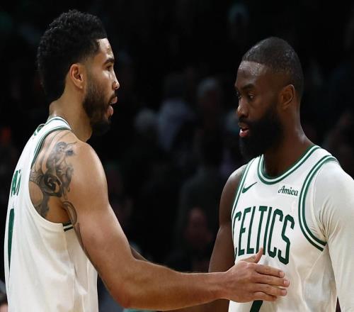 13戰(zhàn)11勝，雙探花相得益彰！4號(hào)秀16中5成背景板恐要丟三分王+ROY