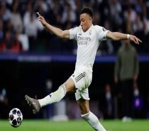 14年魔咒終結(jié)！拜仁21皇馬，諾伊爾9神撲，凱恩貼地?cái)胤馍? />
<div   id=