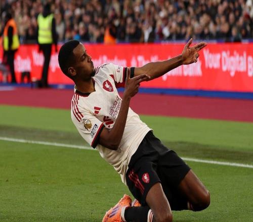 利物浦1.25亿标王躺了15周，欧冠生死战前突然活了