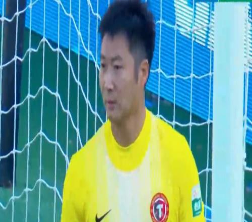 韓镕澤手球染黃！足協(xié)官宣：判罰正確，不符合DOGSO判斷標(biāo)準(zhǔn)