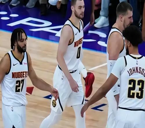 NBA常規(guī)賽明天4月9日焦點(diǎn)戰(zhàn)！雷霆快船背靠背，馬刺PK開拓者